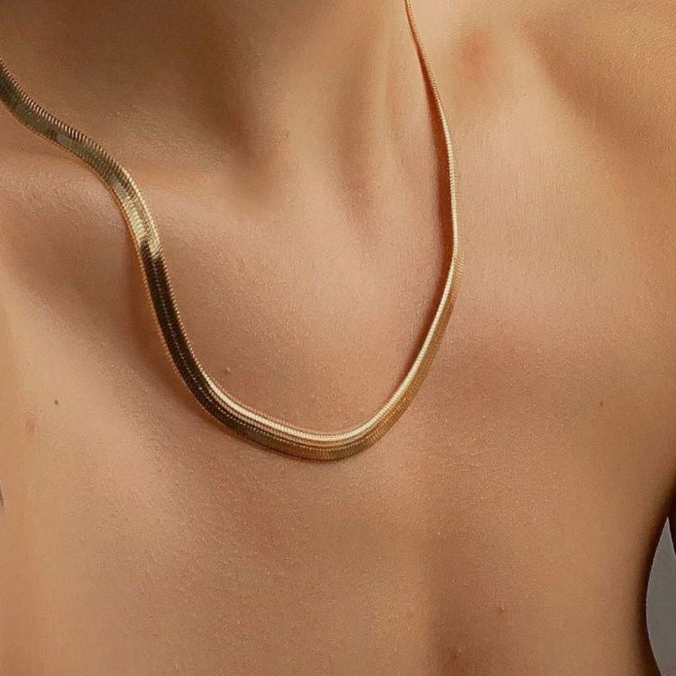 Envogems Everyday Snake Pendant Necklace in Stainless Steel